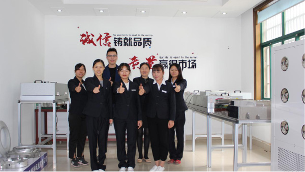 藍(lán)天風(fēng)機(jī)綠色環(huán)保，促進(jìn)可持續(xù)發(fā)展